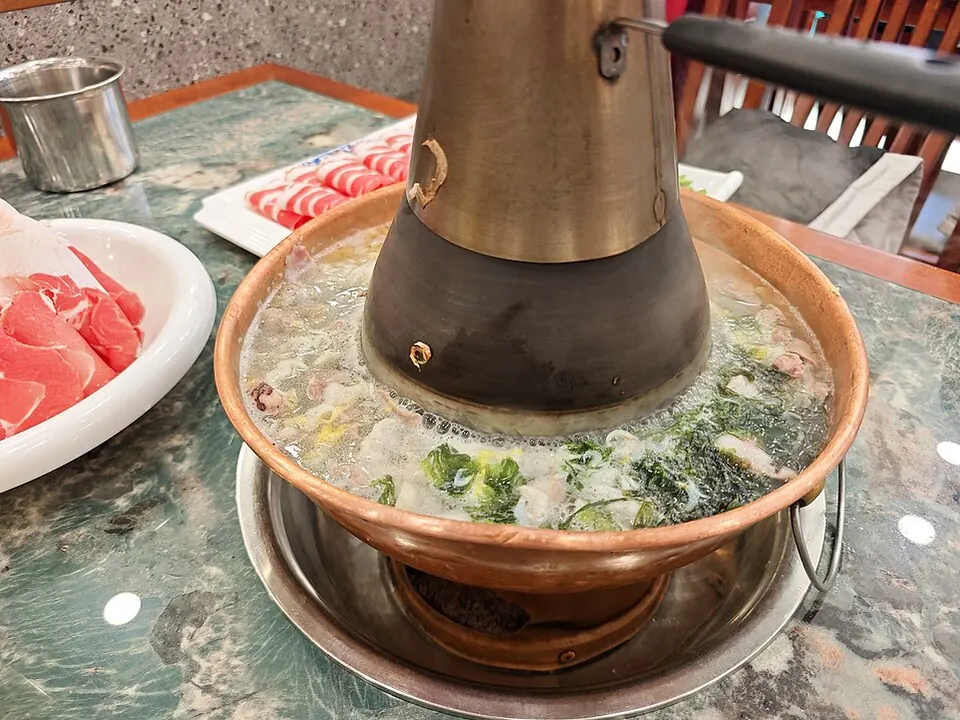 涮羊肉, photo 3 of 3