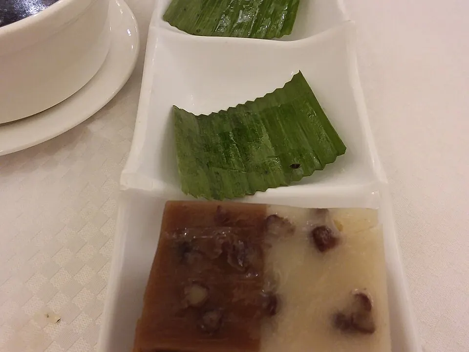 红豆糕, photo 3 of 3