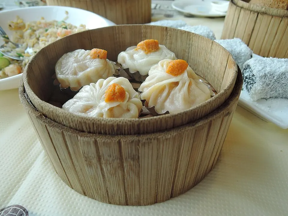 蟹黄汤包, photo 2 of 3