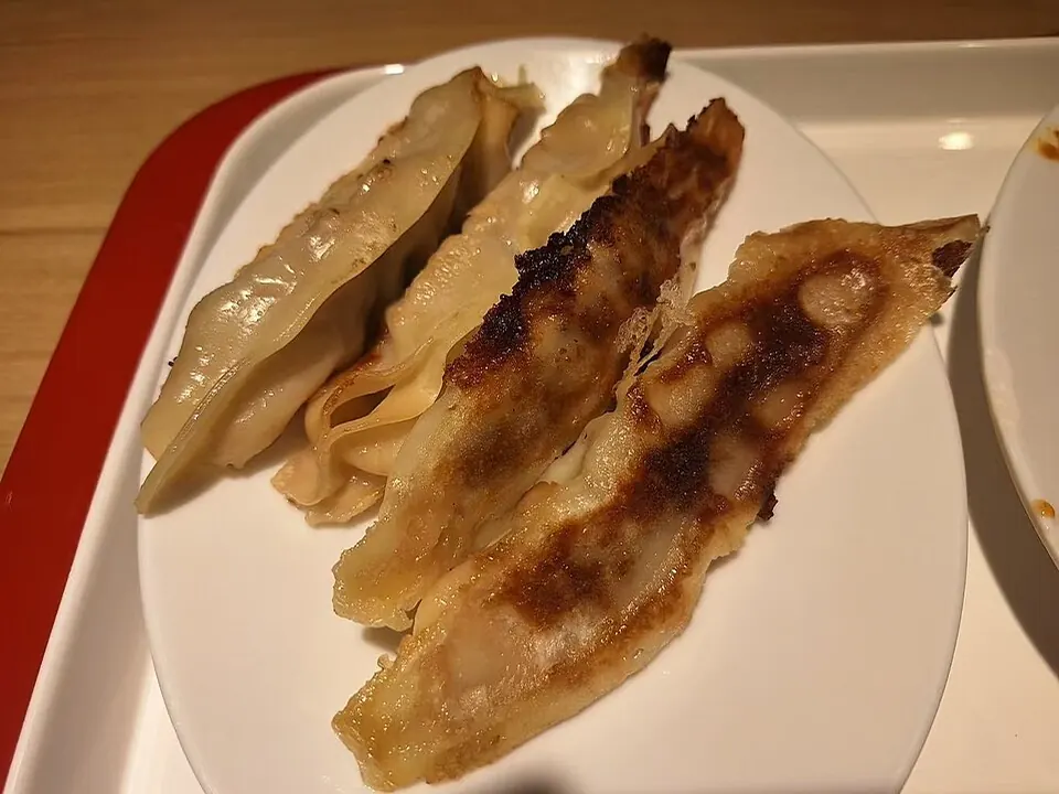 锅贴, photo 2 of 3