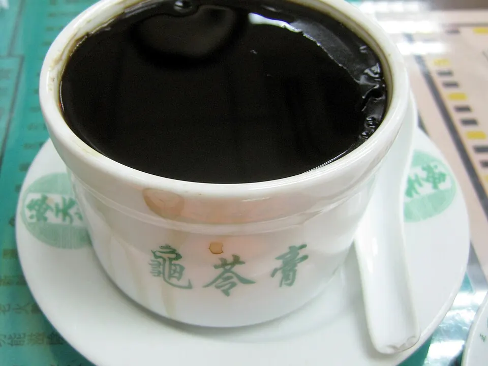 龟苓膏, photo 1 of 3