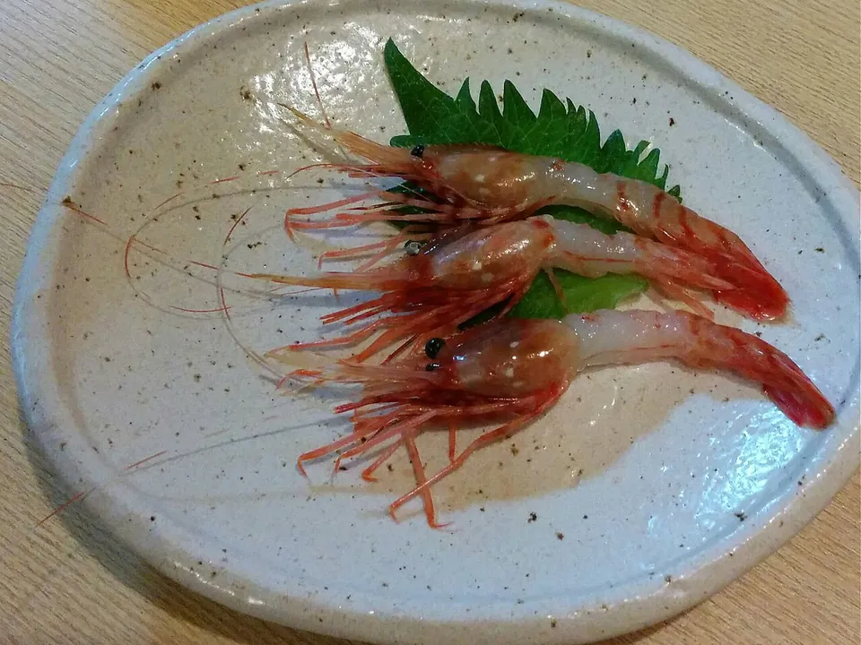 牡丹虾, photo 1 of 3