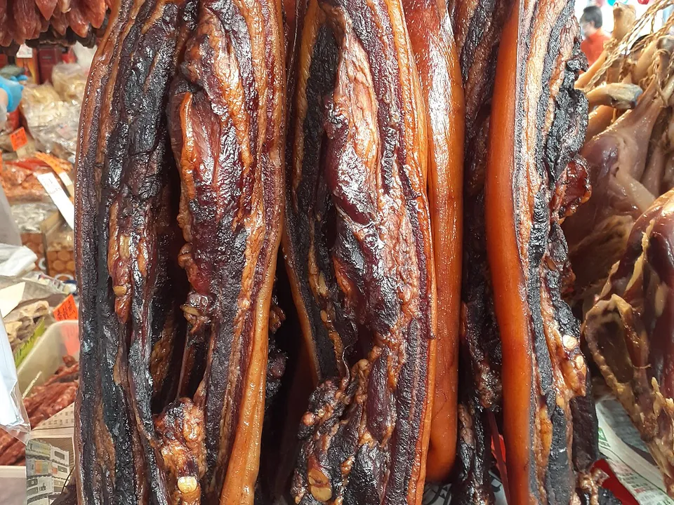 腊肉, photo 1 of 3
