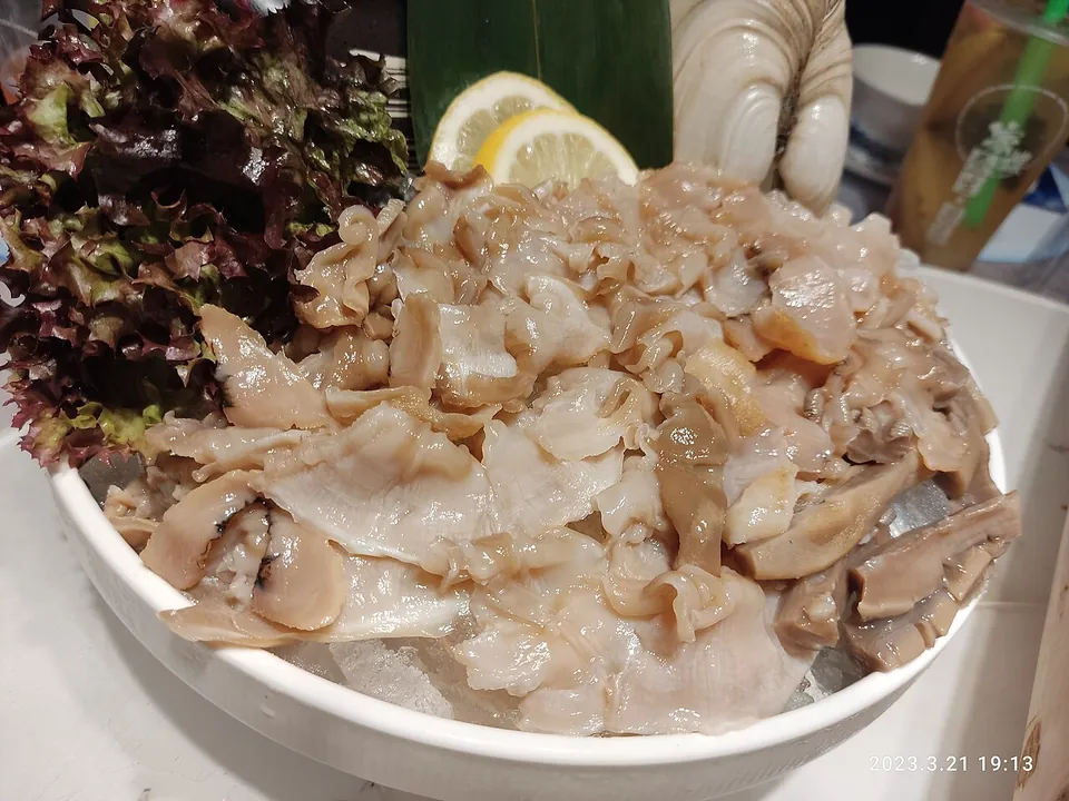 象拔蚌, photo 3 of 3