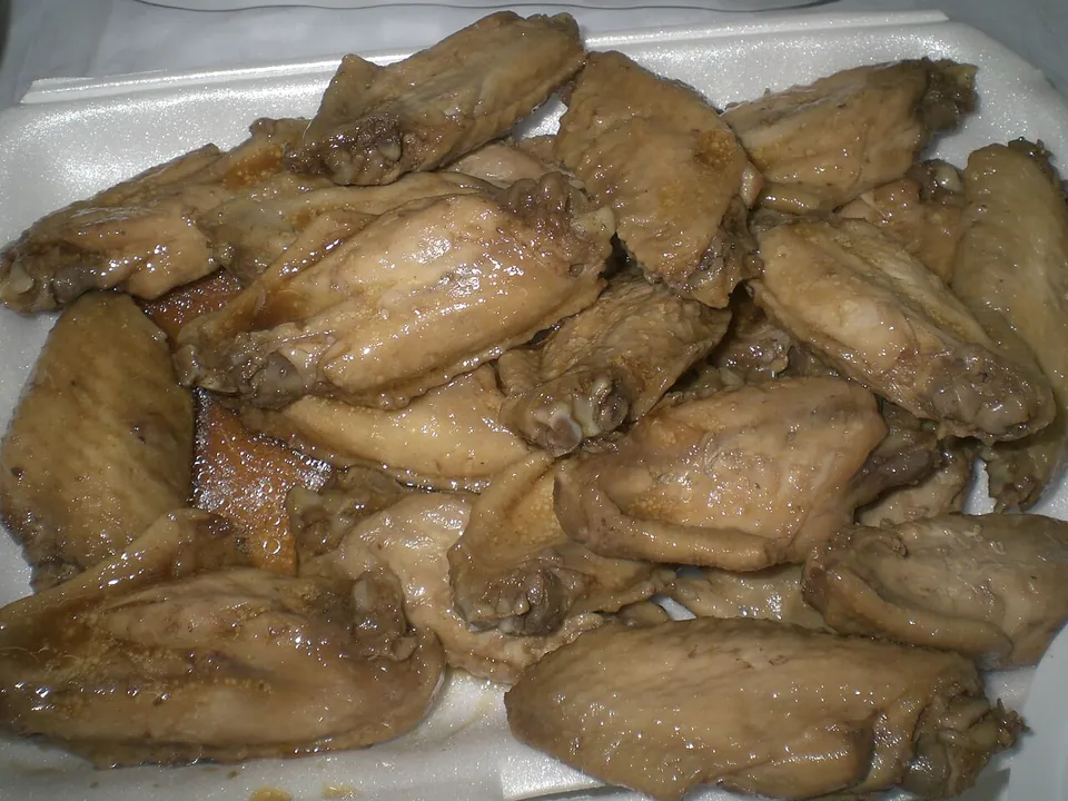 鸡翅, photo 1 of 2