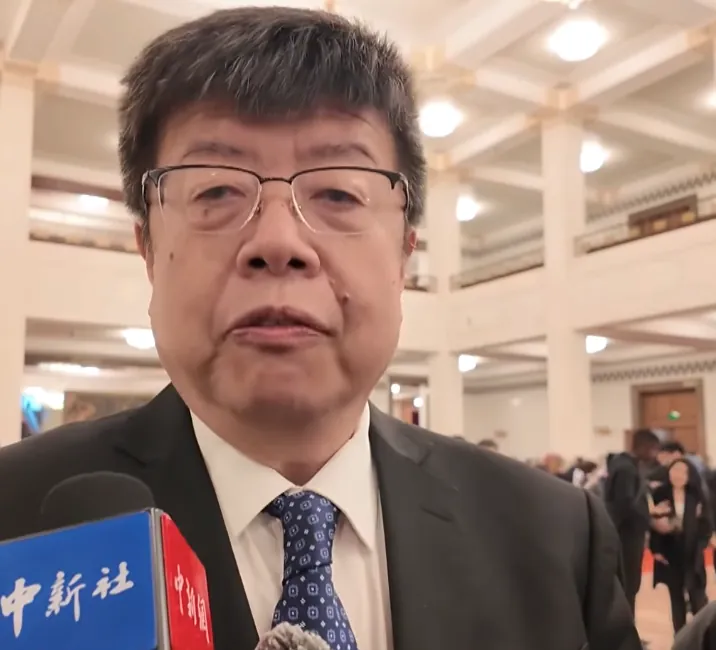 Zhang Yiwu, photo 1 of 1