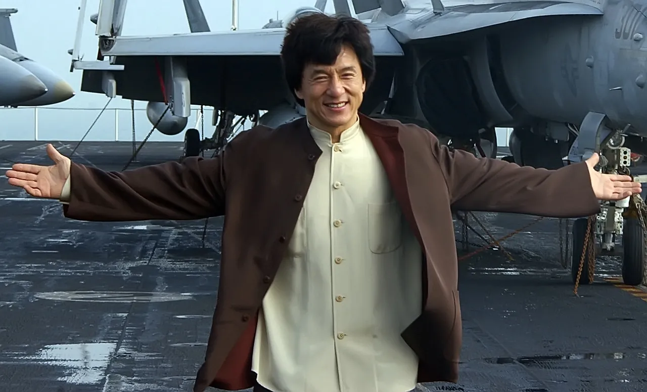 Jackie Chan, photo 2 of 3
