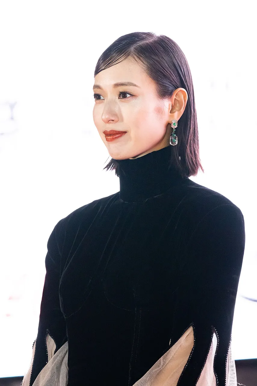 Erika Toda, photo 1 of 2