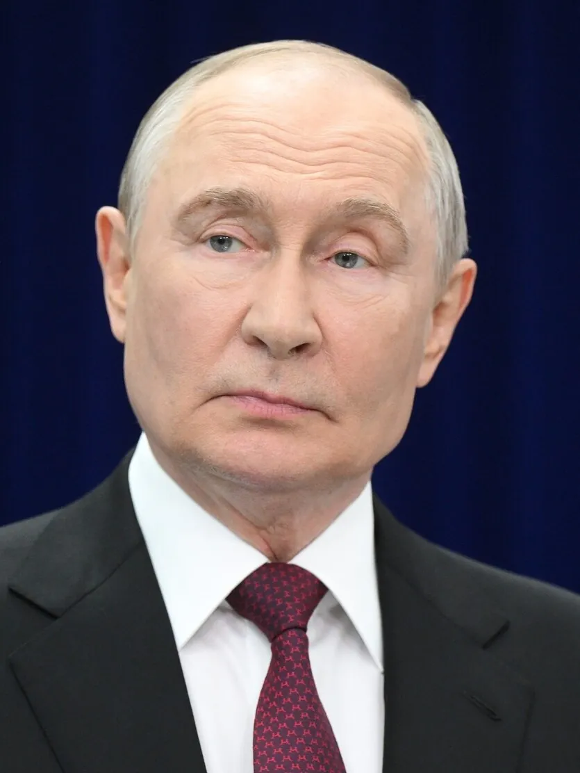 Vladimir Putin, photo 1 of 3