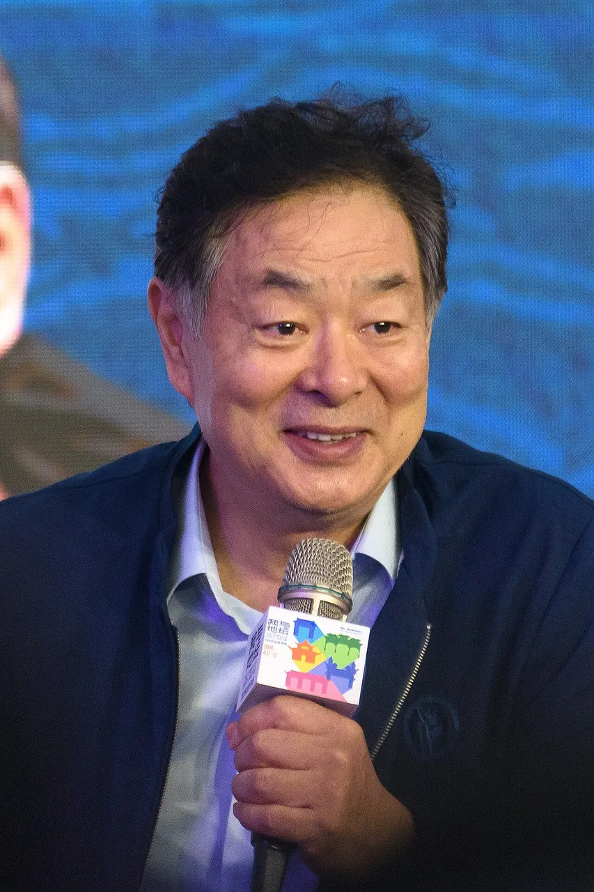 Pu Cunxin, photo 1 of 2