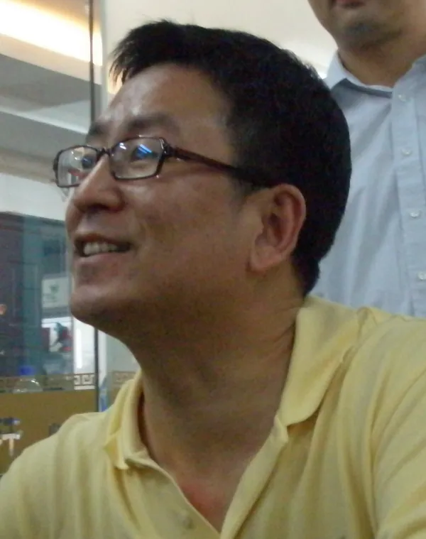 Bai Yansong, photo 1 of 1