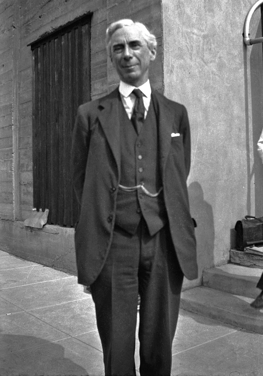 Bertrand Russell, photo 3 of 3