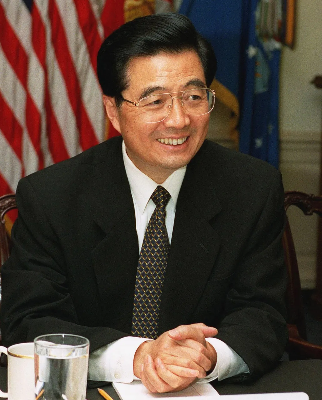Hu Jintao, photo 2 of 2