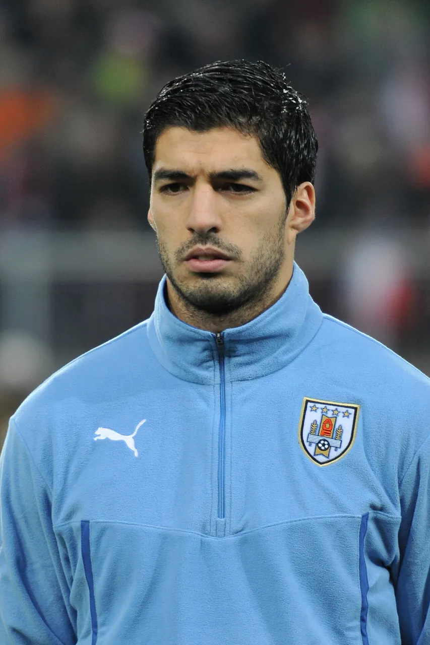 Luis Suárez, photo 1 of 3