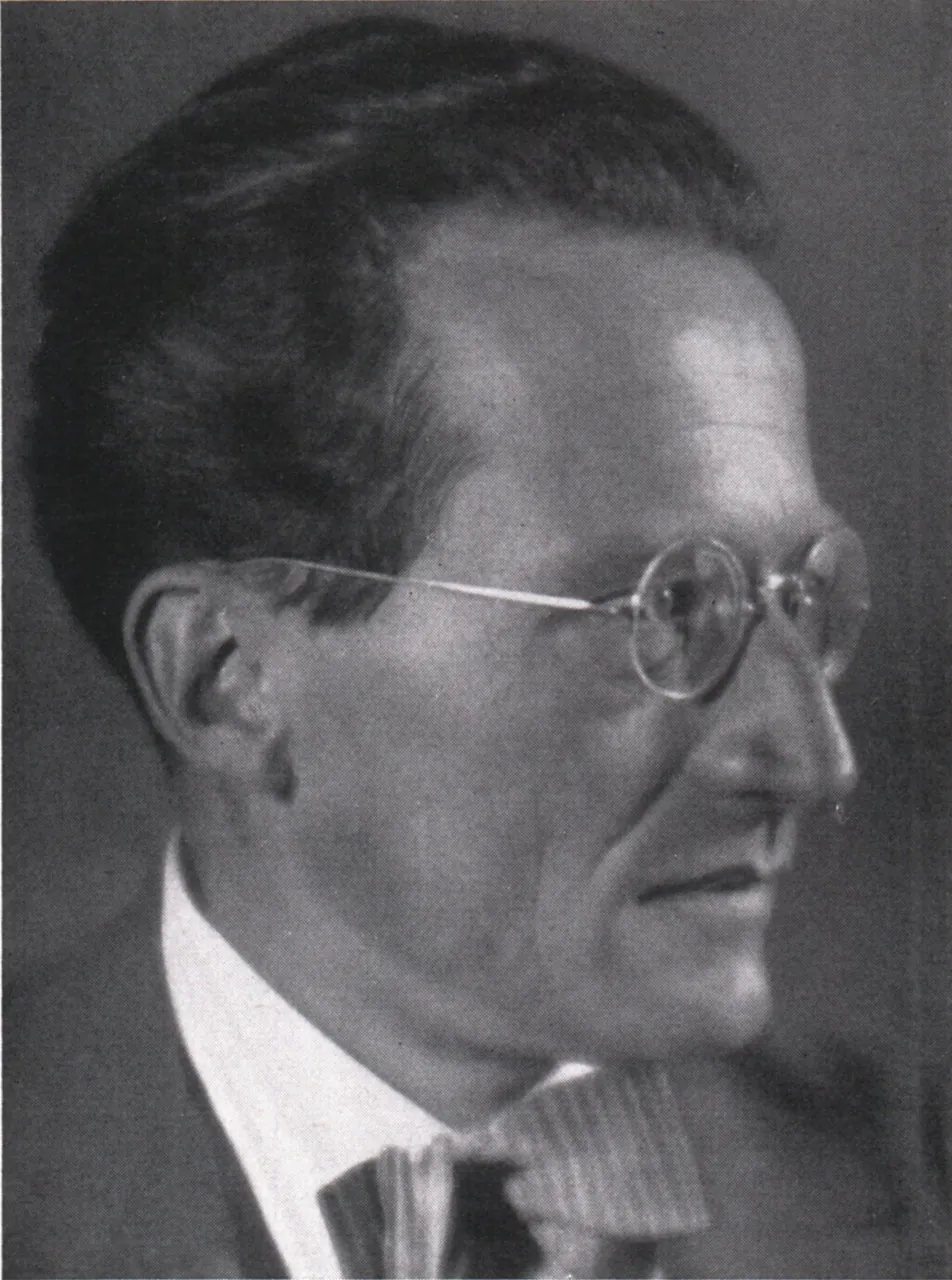 Erwin Schrödinger, photo 2 of 2