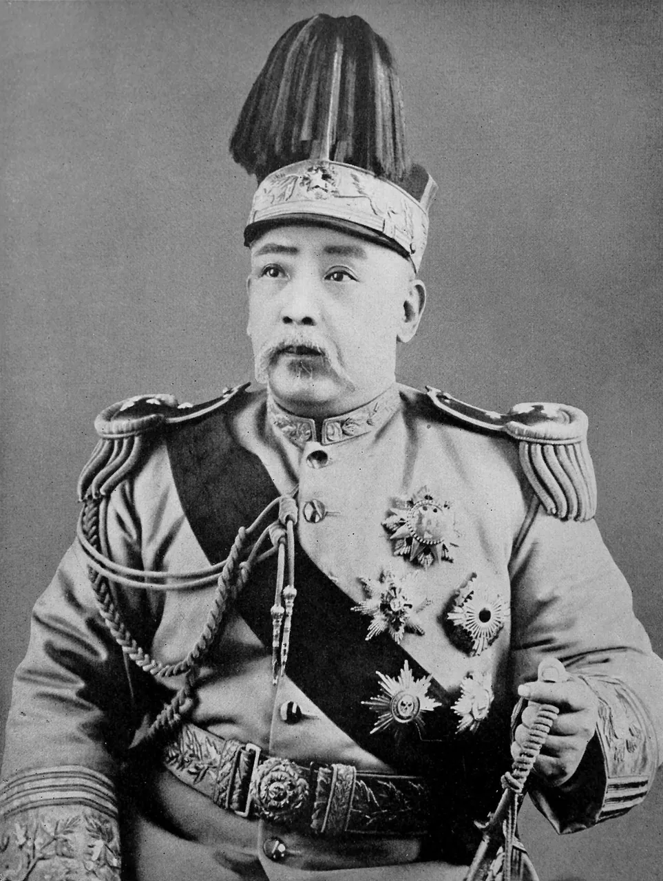 Yuan Shikai, photo 1 of 2