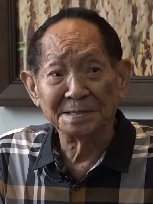 Yuan Longping, photo 1 of 1