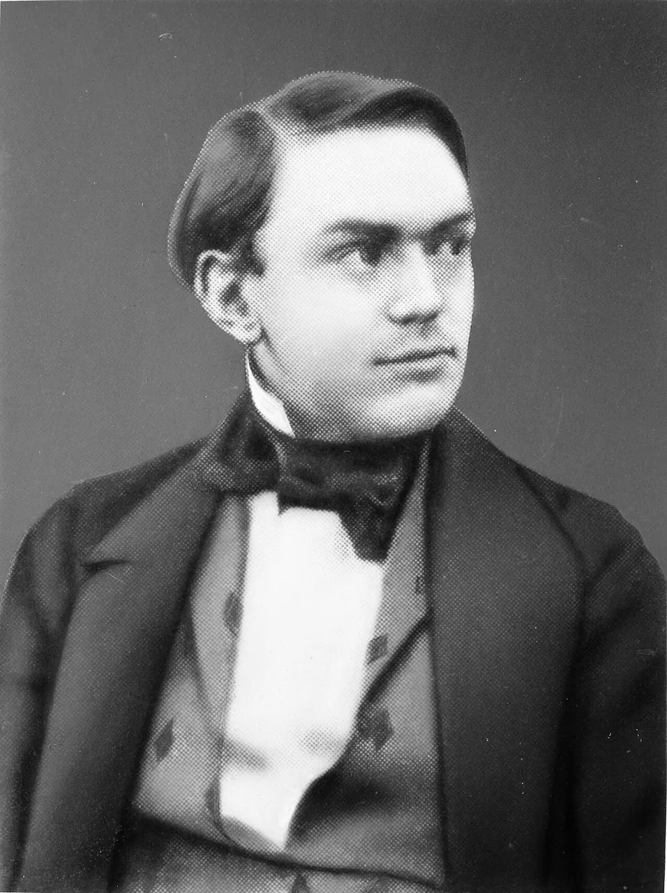 Alfred Nobel, photo 3 of 3