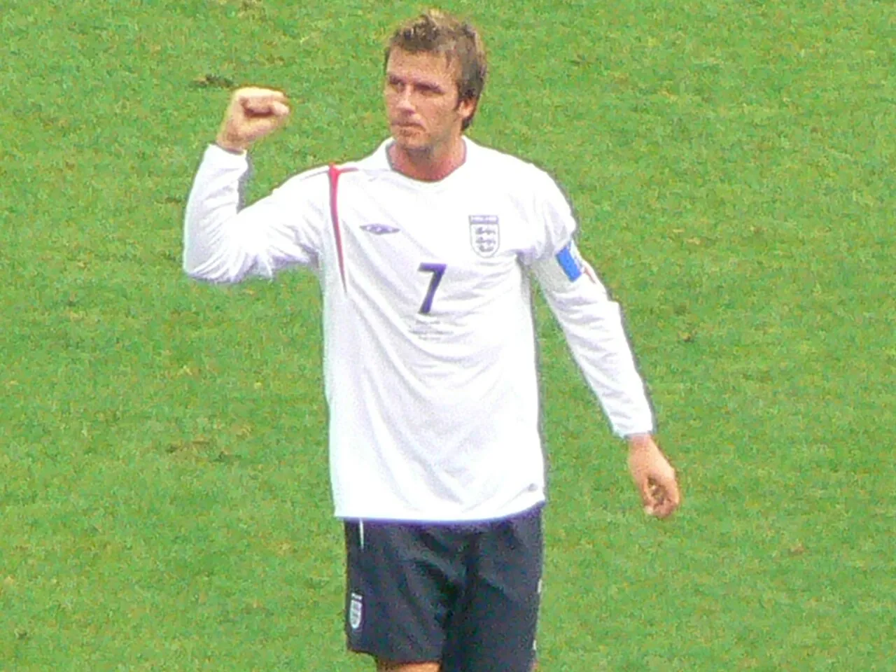 David Beckham, photo 2 of 3