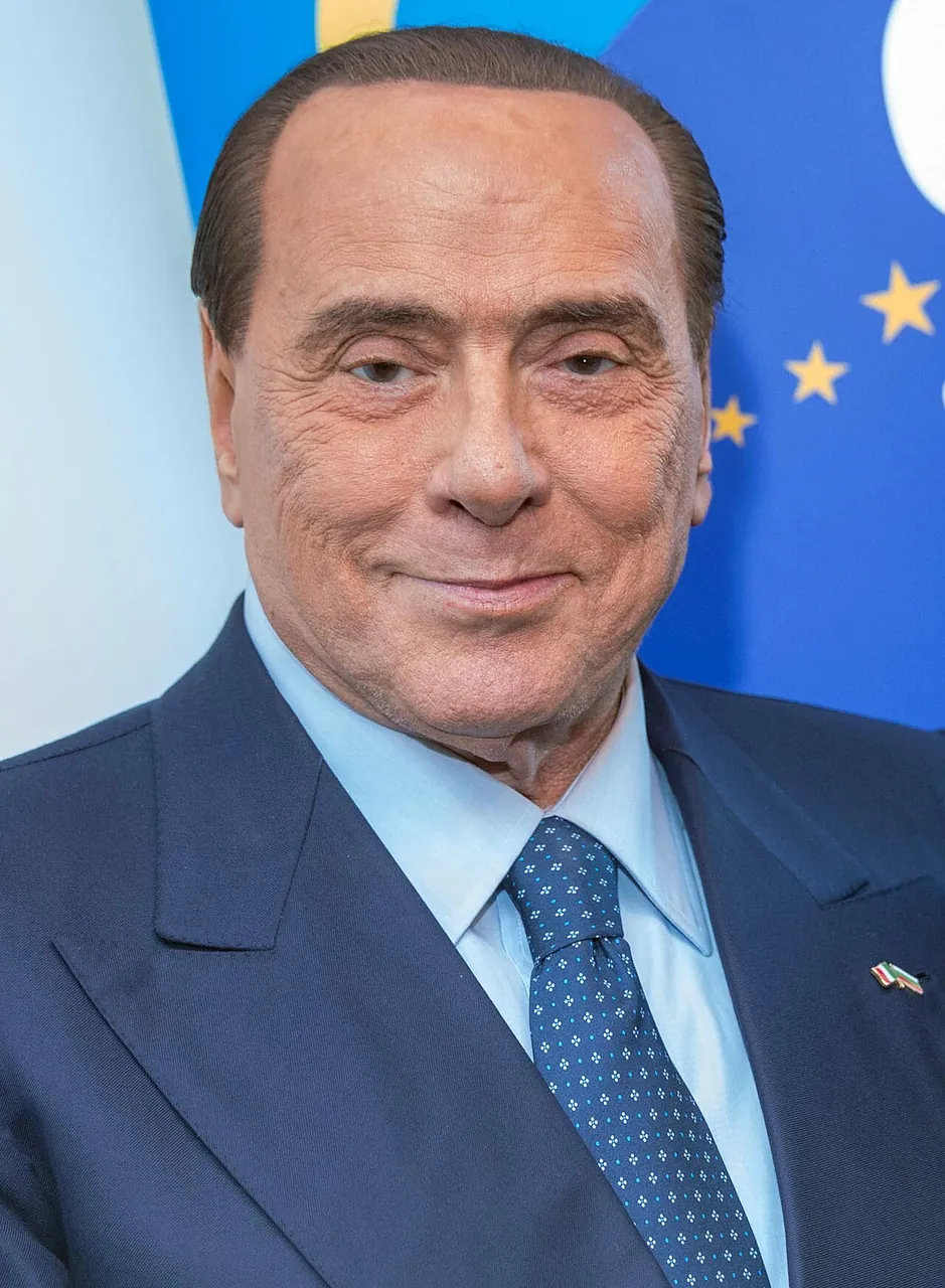 Silvio Berlusconi, photo 1 of 2
