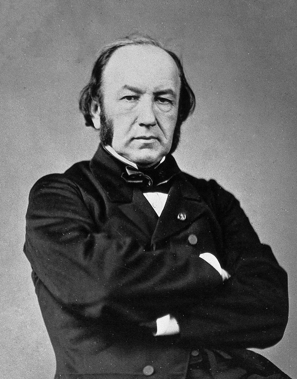Claude Bernard, photo 1 of 2