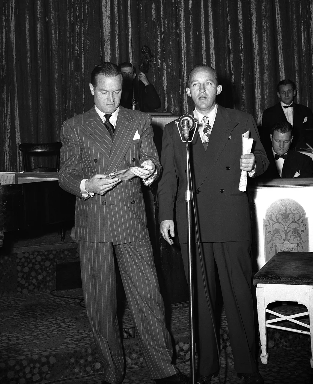 Bob Hope, photo 2 of 3