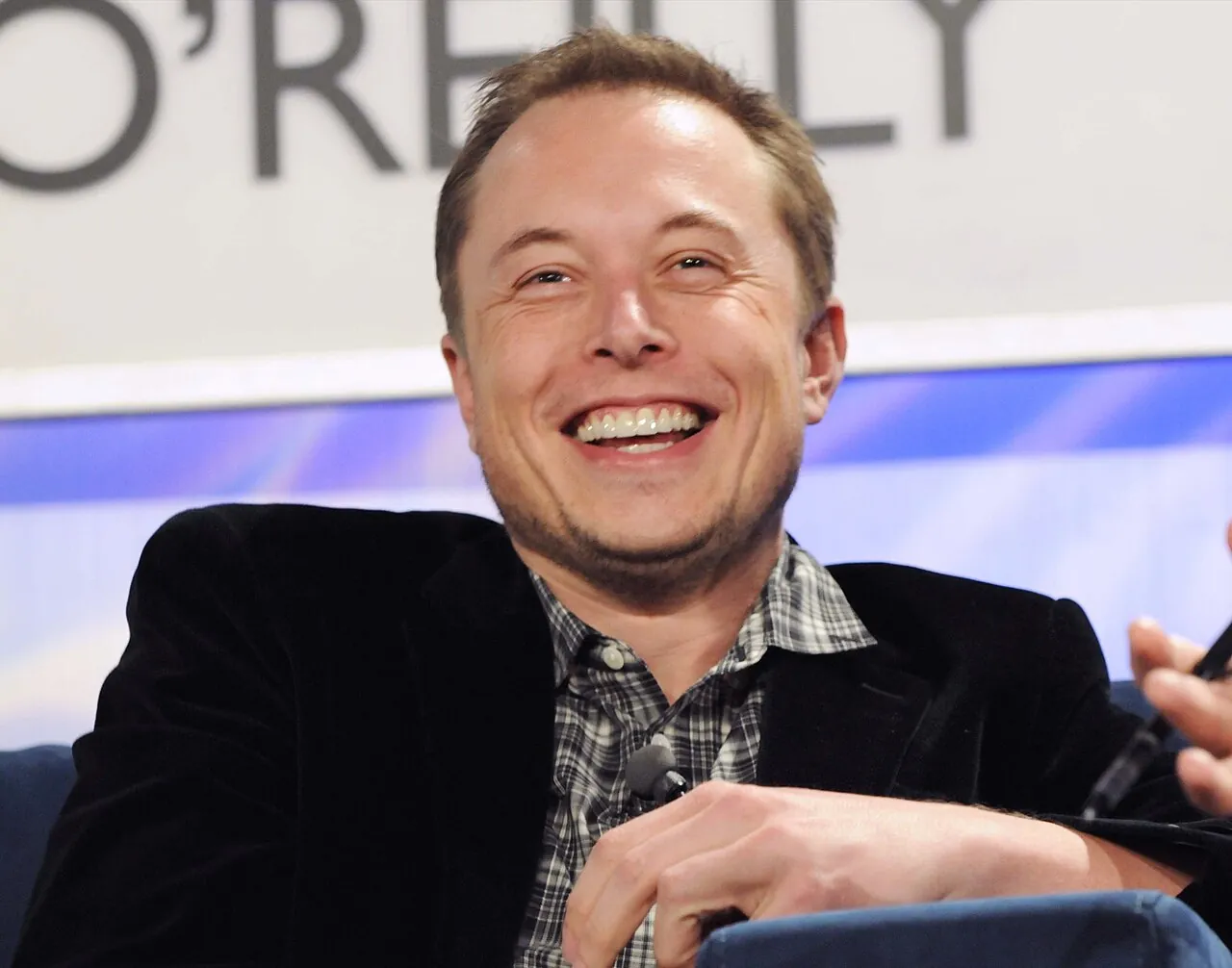 Elon Musk, photo 2 of 2