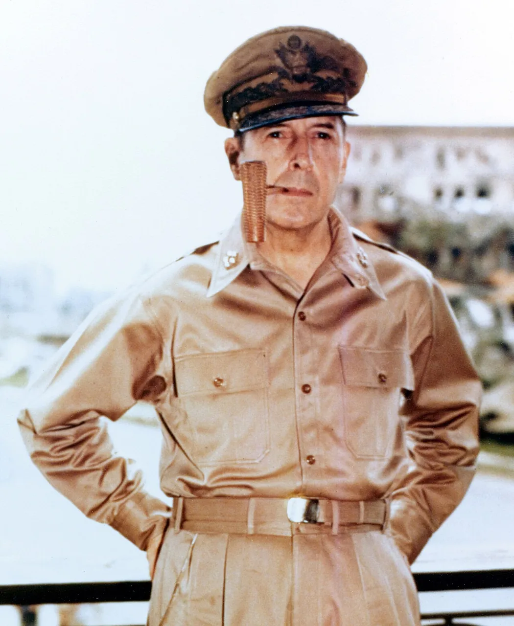 Douglas MacArthur, photo 1 of 2